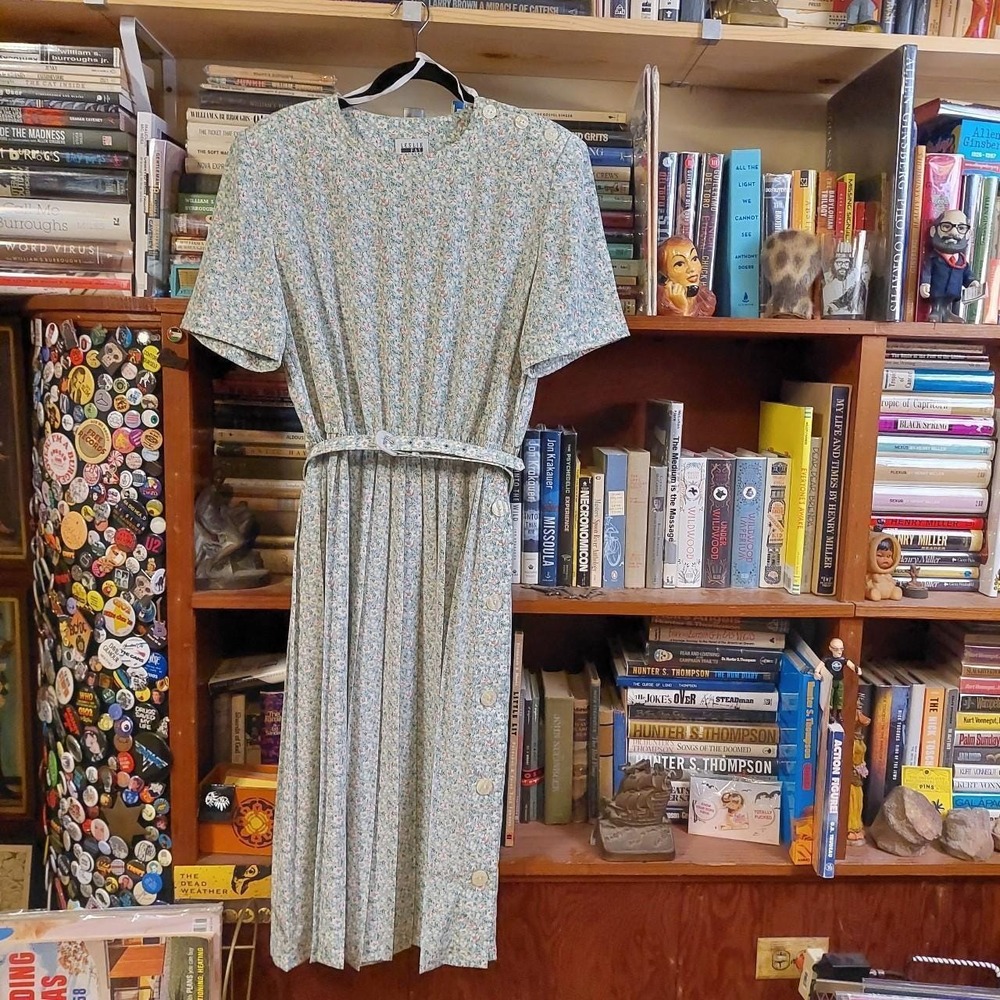 Vintage Leslie Fay Baby Blue Floral Pleated Midi Dress with Belt Size 12 90s
